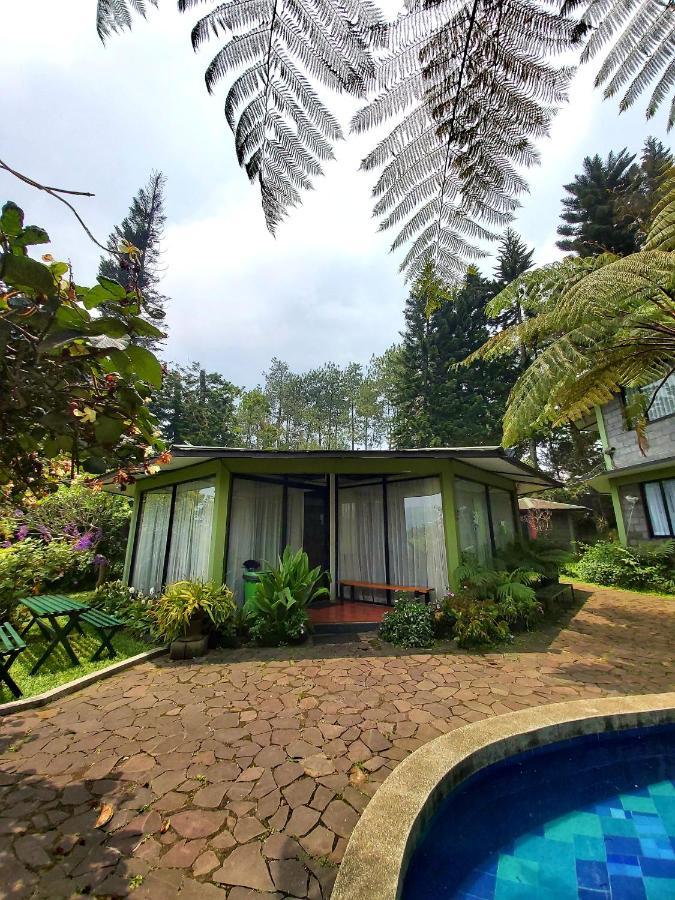 Vila Kolmas 59 Villa Bongkor Luaran gambar